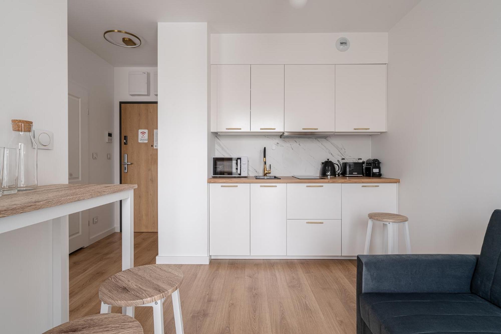 Rentplanet - Legnicka * Wroclaw